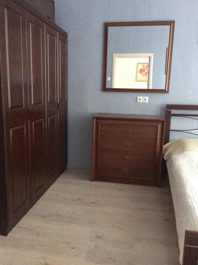 2-Kh Kom-Ia Kvartira V Tsentre Odessy Odessa Extérieur photo